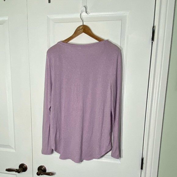 Old Navy Long Sleeve - Picture 4 of 4